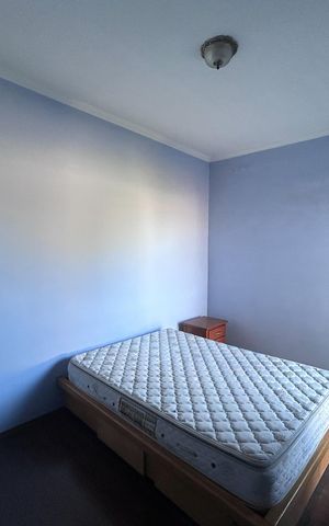 Casa à venda com 160m², 5 quartos e 2 vagas Casa à venda com 160m², 5 quartos e 2 vagasQuarto 2