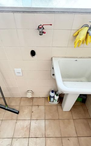 Apartamento à venda com 70m², 2 quartos e 1 vagaÁrea de Serviço