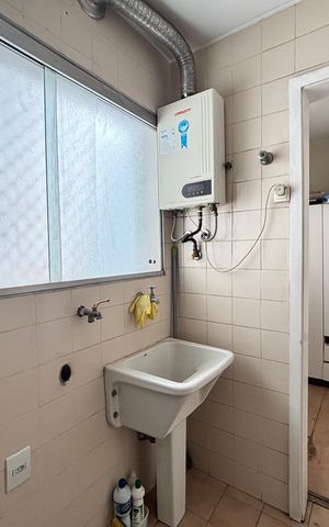 Apartamento à venda com 70m², 2 quartos e 1 vagaÁrea de Serviço