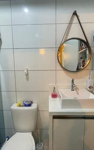 Apartamento à venda com 66m², 2 quartos e 1 vaga Apartamento à venda com 66m², 2 quartos e 1 vagaBanheiro social