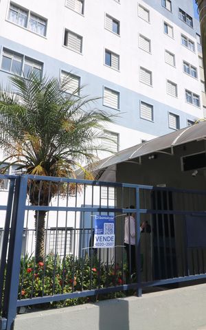 Apartamento à venda com 43m², 2 quartos e 1 vagaFachada e portaria