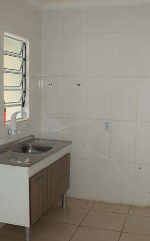 Casa de condomínio para alugar com 77m², 3 quartos e 2 vagasCozinha