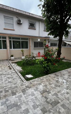 Casa para alugar com 236m², 3 quartos e 3 vagas