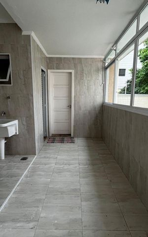 Casa para alugar com 236m², 3 quartos e 3 vagas