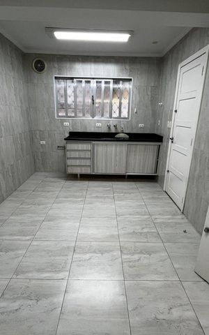 Casa para alugar com 236m², 3 quartos e 3 vagas