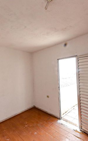 Casa à venda com 125m², 3 quartos e sem vagaQuarto