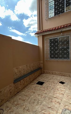 Casa para alugar com 90m², 2 quartos e sem vagaQuintal