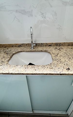 Casa para alugar com 90m², 2 quartos e sem vagaBanheiro