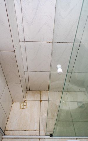 Apartamento à venda com 37m², 2 quartos e sem vaga Apartamento à venda com 37m², 2 quartos e sem vagaBanheiro