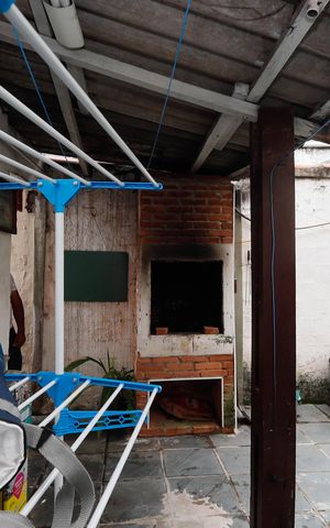 Casa à venda com 250m², 4 quartos e 2 vagas Casa à venda com 250m², 4 quartos e 2 vagasChurrasqueira