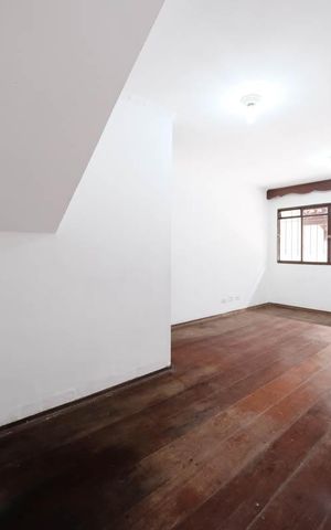 Casa à venda com 70m², 2 quartos e 1 vagaSala