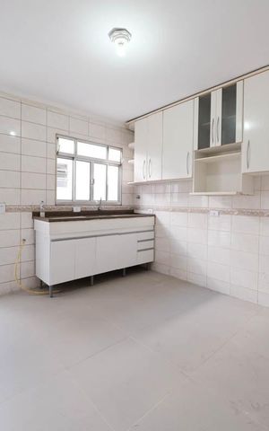 Casa à venda com 70m², 2 quartos e 1 vagaCozinha e Área de Serviço