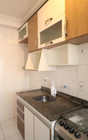 Apartamento à venda com 42m², 2 quartos e sem vaga Apartamento à venda com 42m², 2 quartos e sem vagaCozinha e Área de Serviço
