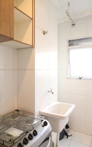 Apartamento à venda com 42m², 2 quartos e sem vaga Apartamento à venda com 42m², 2 quartos e sem vagaCozinha e Área de Serviço