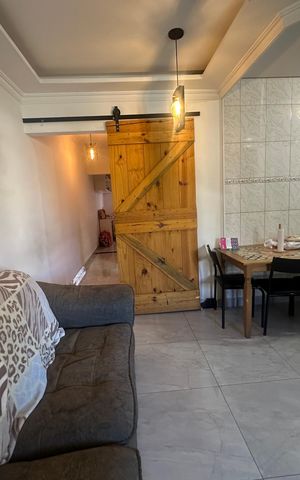 Casa de condomínio à venda com 71m², 2 quartos e 1 vaga Casa de condomínio à venda com 71m², 2 quartos e 1 vagaSala