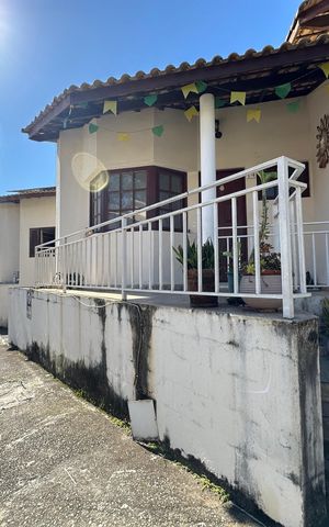 Casa de condomínio à venda com 71m², 2 quartos e 1 vaga Casa de condomínio à venda com 71m², 2 quartos e 1 vagaFachada