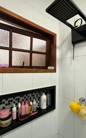 Casa de condomínio à venda com 71m², 2 quartos e 1 vaga Casa de condomínio à venda com 71m², 2 quartos e 1 vagaBanheiro da Suíte