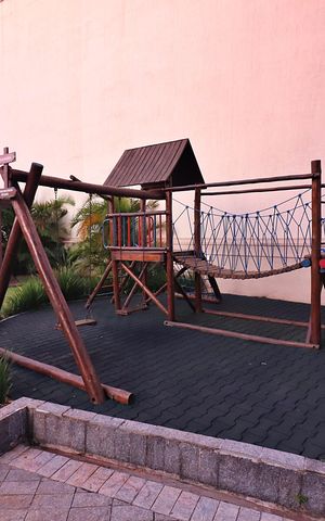 Apartamento à venda com 106m², 3 quartos e 2 vagasÁrea comum - Playground