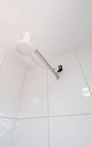 Casa à venda com 150m², 3 quartos e 2 vagasBanheiro