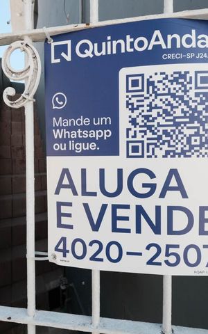 Casa à venda com 150m², 3 quartos e 2 vagasFachada