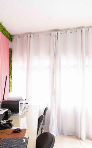 Casa à venda com 217m², 5 quartos e sem vagaSala 2 Casa 1