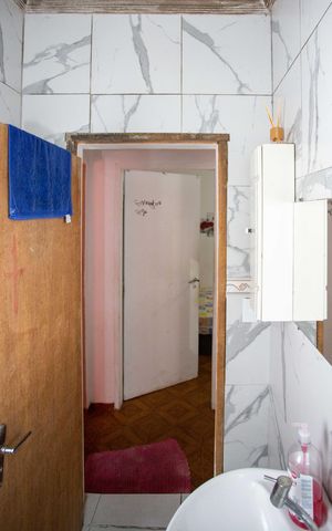 Casa à venda com 217m², 5 quartos e sem vagaBanheiro Social Casa 2