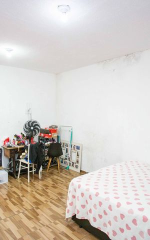Casa à venda com 217m², 5 quartos e sem vagaQuarto 1 Casa 1
