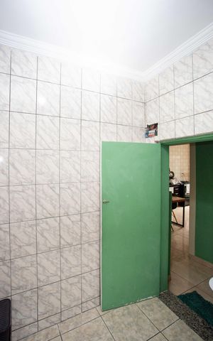 Casa à venda com 217m², 5 quartos e sem vagaBanheiro Casa 1
