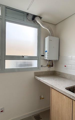 Apartamento à venda com 141m², 3 quartos e 1 vaga Apartamento à venda com 141m², 3 quartos e 1 vagaÁrea de serviço