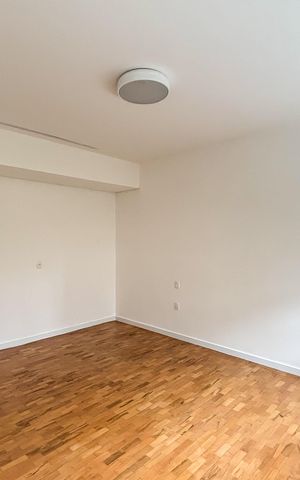 Apartamento à venda com 141m², 3 quartos e 1 vaga Apartamento à venda com 141m², 3 quartos e 1 vagaSuíte