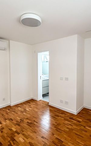 Apartamento à venda com 141m², 3 quartos e 1 vaga Apartamento à venda com 141m², 3 quartos e 1 vagaSuíte 3