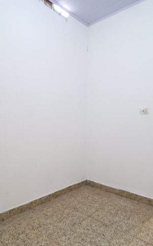 Casa para alugar com 60m², 2 quartos e 2 vagasQuarto 1
