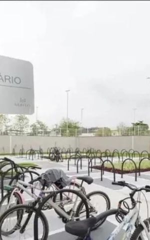 Apartamento à venda com 43m², 2 quartos e 1 vaga Apartamento à venda com 43m², 2 quartos e 1 vagaVaranda