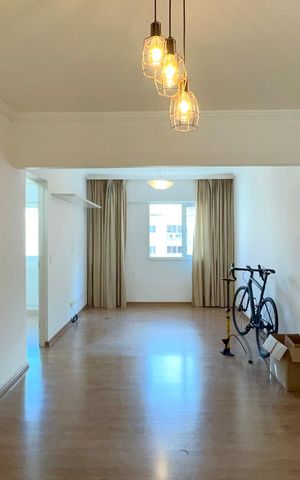 Apartamento à venda com 80m², 2 quartos e 1 vaga Apartamento à venda com 80m², 2 quartos e 1 vagaSala