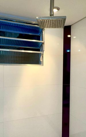 Apartamento à venda com 80m², 2 quartos e 1 vaga Apartamento à venda com 80m², 2 quartos e 1 vagaBanheiro da Suíte