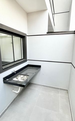 Casa à venda com 123m², 3 quartos e 2 vagas Casa à venda com 123m², 3 quartos e 2 vagasQuintal
