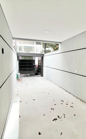 Casa à venda com 123m², 3 quartos e 2 vagas Casa à venda com 123m², 3 quartos e 2 vagasGaragem
