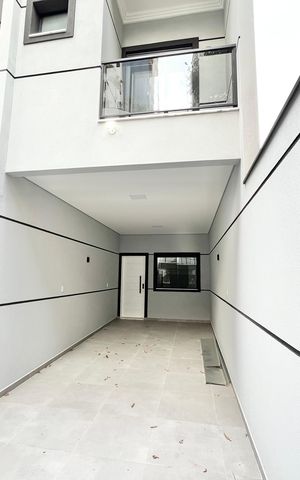 Casa à venda com 123m², 3 quartos e 2 vagas Casa à venda com 123m², 3 quartos e 2 vagasGaragem