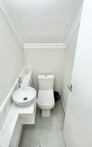 Casa à venda com 123m², 3 quartos e 2 vagas Casa à venda com 123m², 3 quartos e 2 vagasLavabo