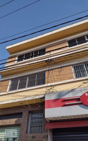 Casa à venda com 105m², 2 quartos e sem vaga Casa à venda com 105m², 2 quartos e sem vagaFachada