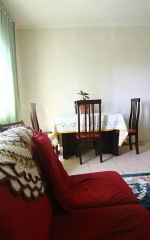 Casa à venda com 105m², 2 quartos e sem vaga Casa à venda com 105m², 2 quartos e sem vagaSala