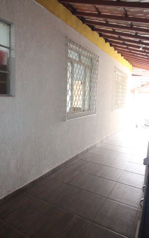 Casa à venda com 240m², 2 quartos e 2 vagasÁrea de Serviço