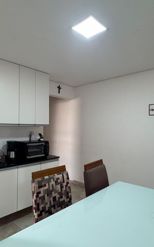Casa à venda com 115m², 2 quartos e 2 vagas Casa à venda com 115m², 2 quartos e 2 vagasCozinha