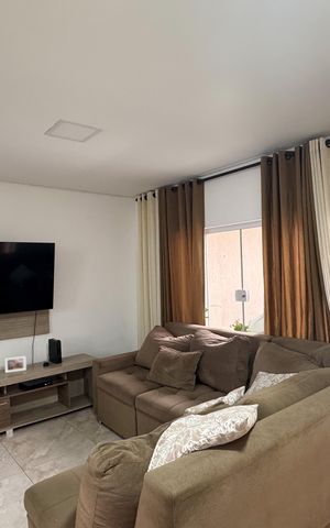 Casa à venda com 115m², 2 quartos e 2 vagas Casa à venda com 115m², 2 quartos e 2 vagasSala