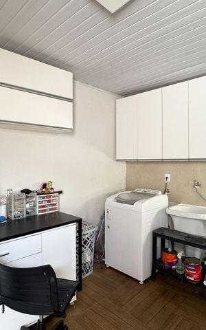 Casa à venda com 115m², 2 quartos e 2 vagas Casa à venda com 115m², 2 quartos e 2 vagasÁrea de Serviço