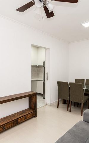 Apartamento à venda com 70m², 2 quartos e 1 vaga Apartamento à venda com 70m², 2 quartos e 1 vagaSala