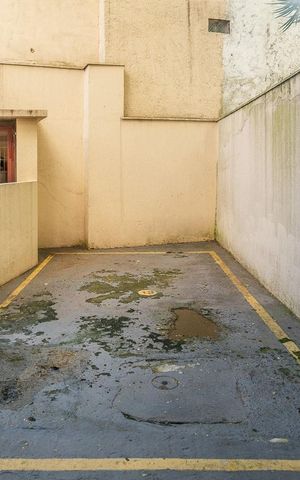 Apartamento à venda com 70m², 2 quartos e 1 vaga Apartamento à venda com 70m², 2 quartos e 1 vagaGaragem