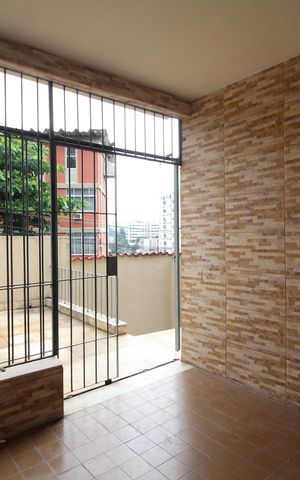 Casa à venda com 251m², 3 quartos e sem vagaVaranda
