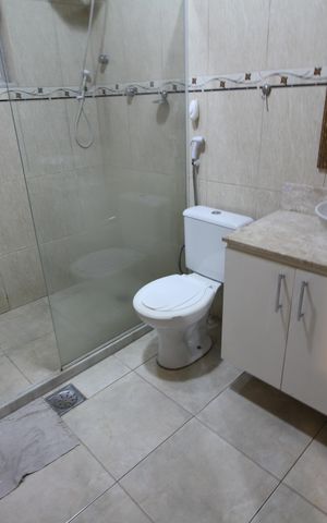 Casa à venda com 251m², 3 quartos e sem vagaBanheiro Social