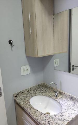 Apartamento para alugar com 73m², 3 quartos e 2 vagas Apartamento para alugar com 73m², 3 quartos e 2 vagasBanheiro